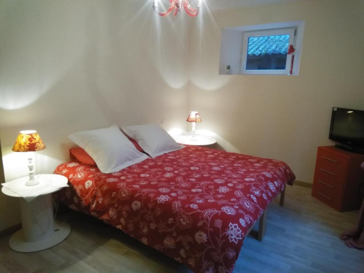 Pas A Pas Chambre D'Hotes Sarrancolin Exterior foto